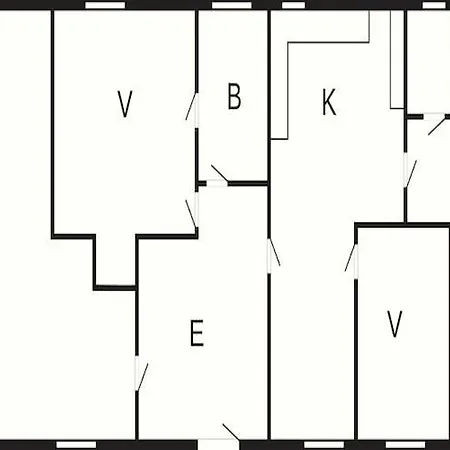 6 Person In Store Heddinge-by Traum